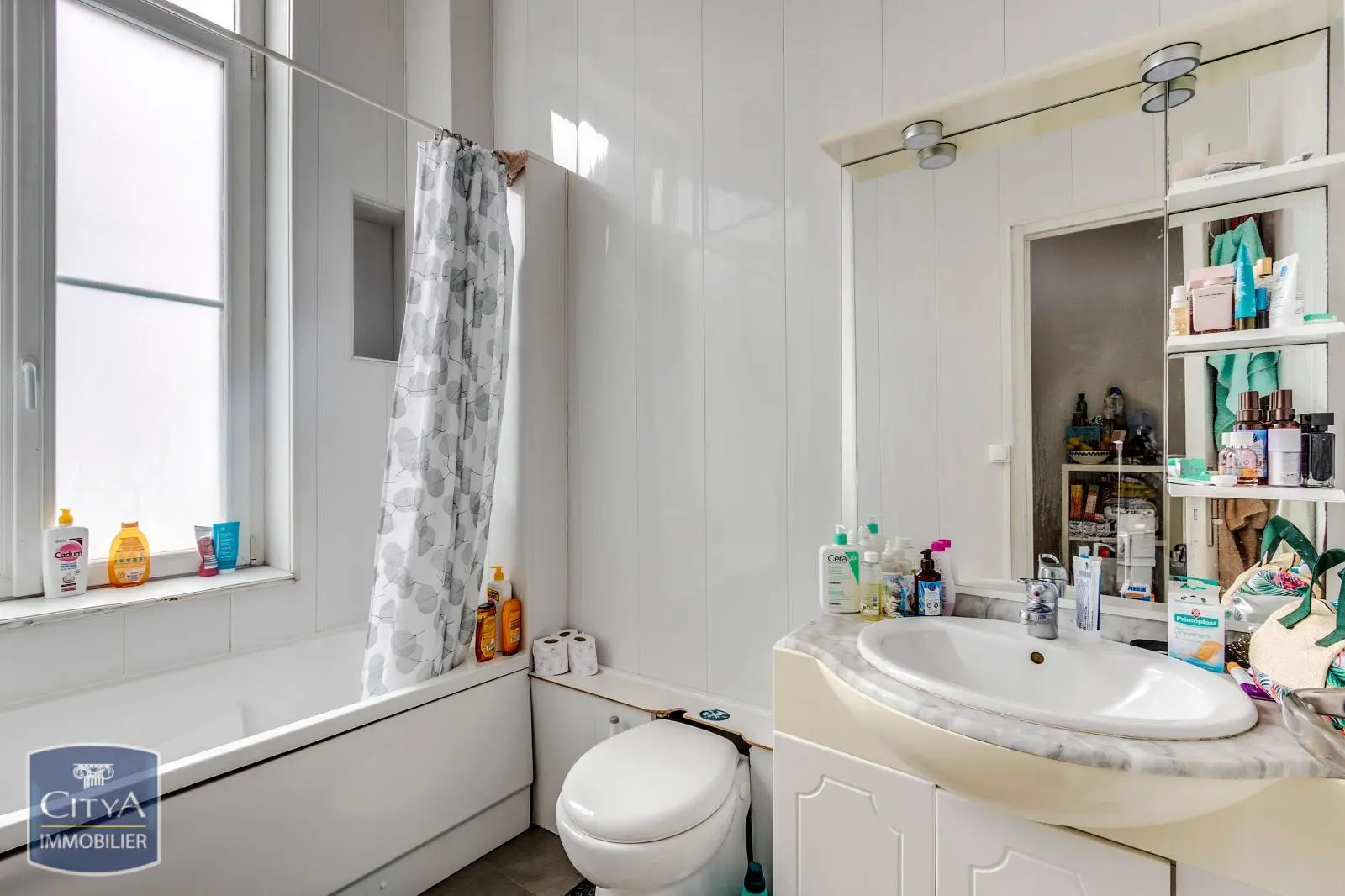 Photo 8 Immeuble 150m²