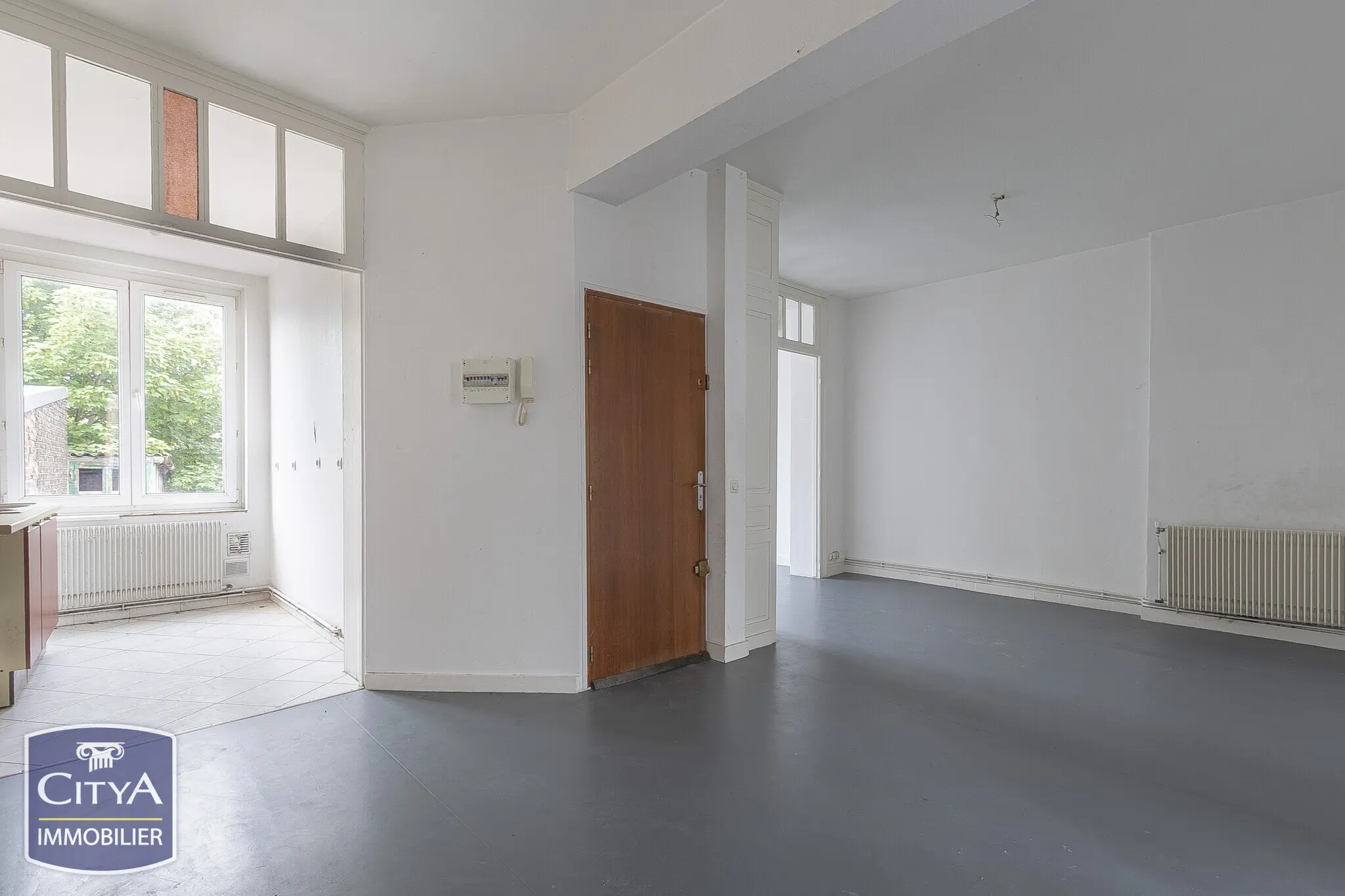 Photo 1 Immeuble 220m²