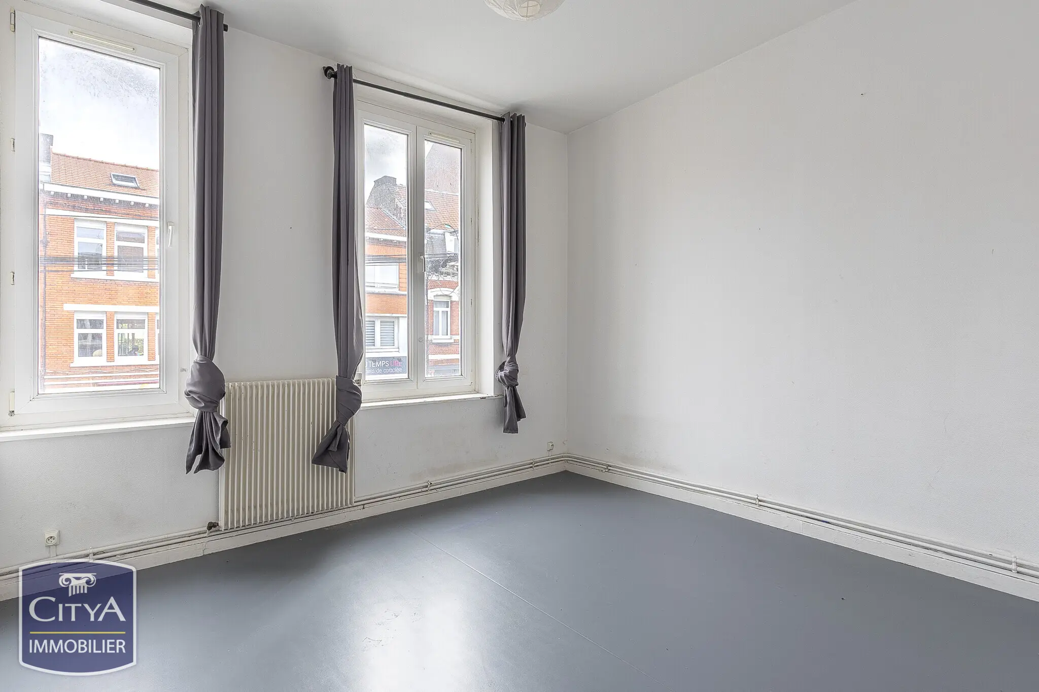 Photo 2 Immeuble 220m²