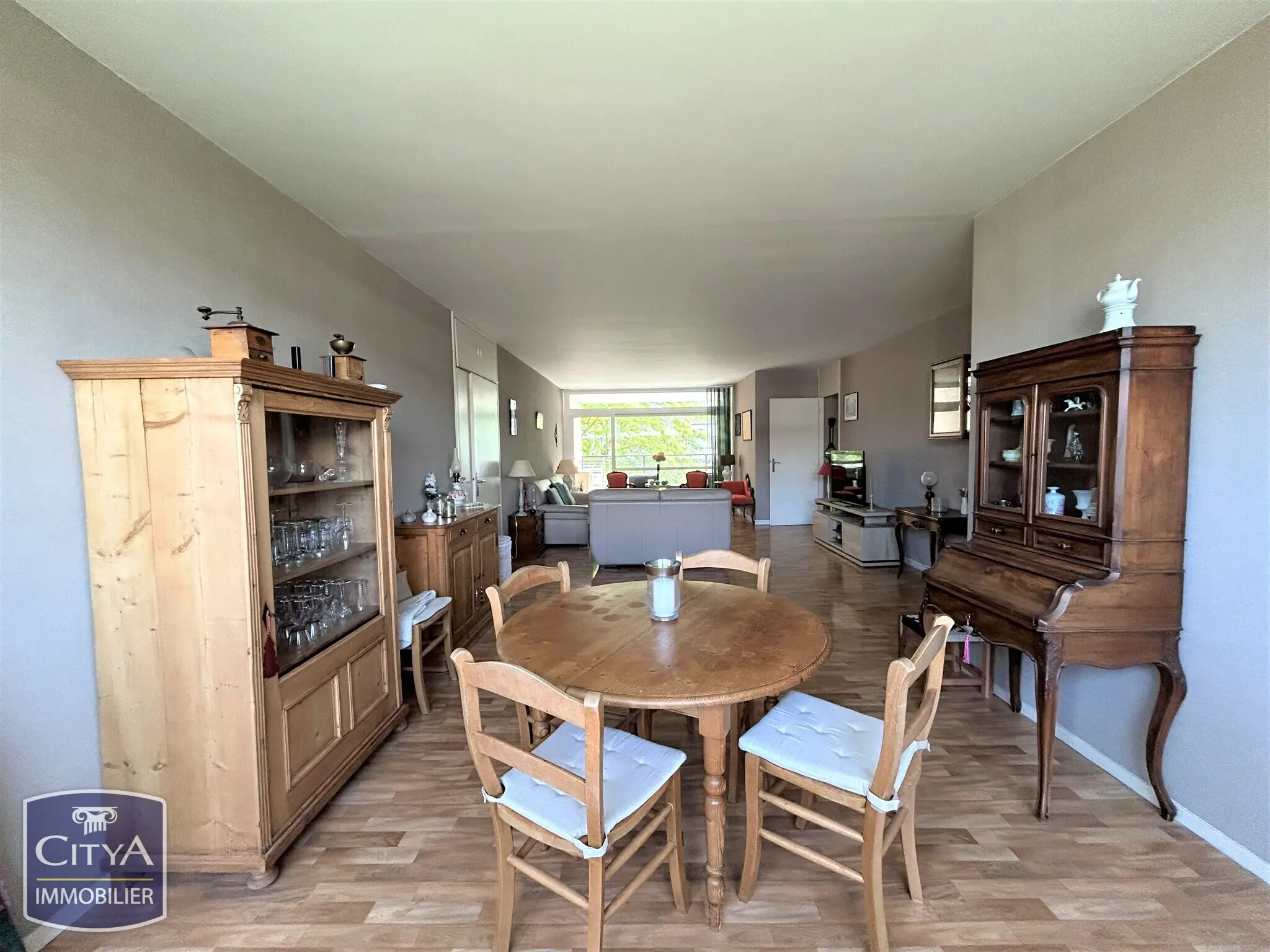 Photo 2 Appartement 3 pièces 98.49m²