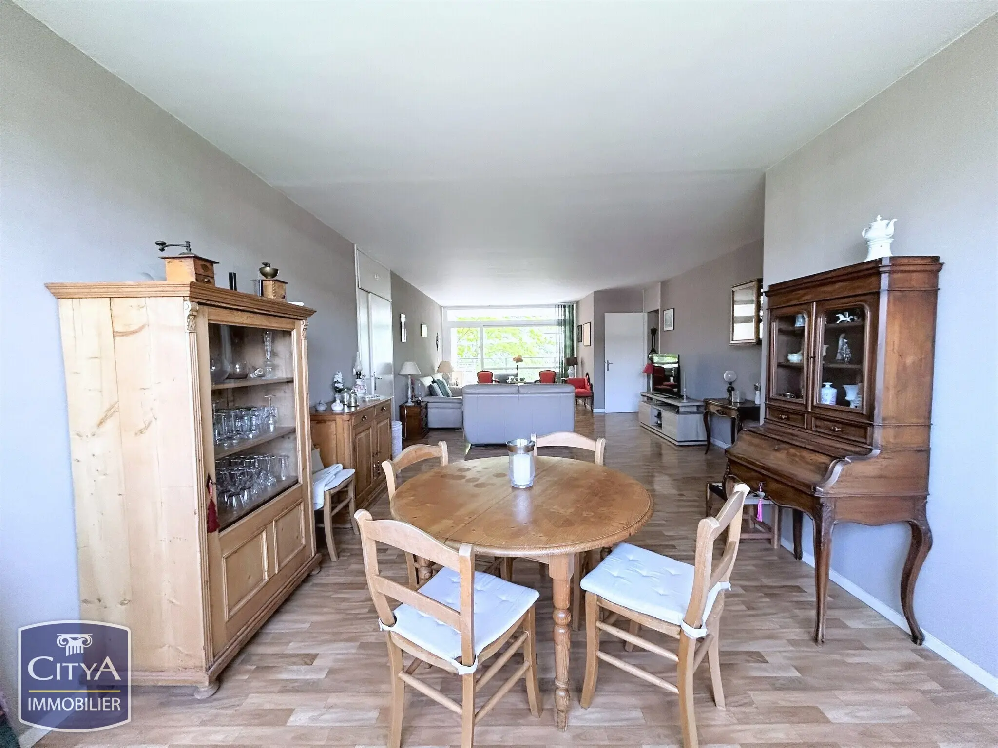 Photo 2 Appartement 3 pièces 98.49m²