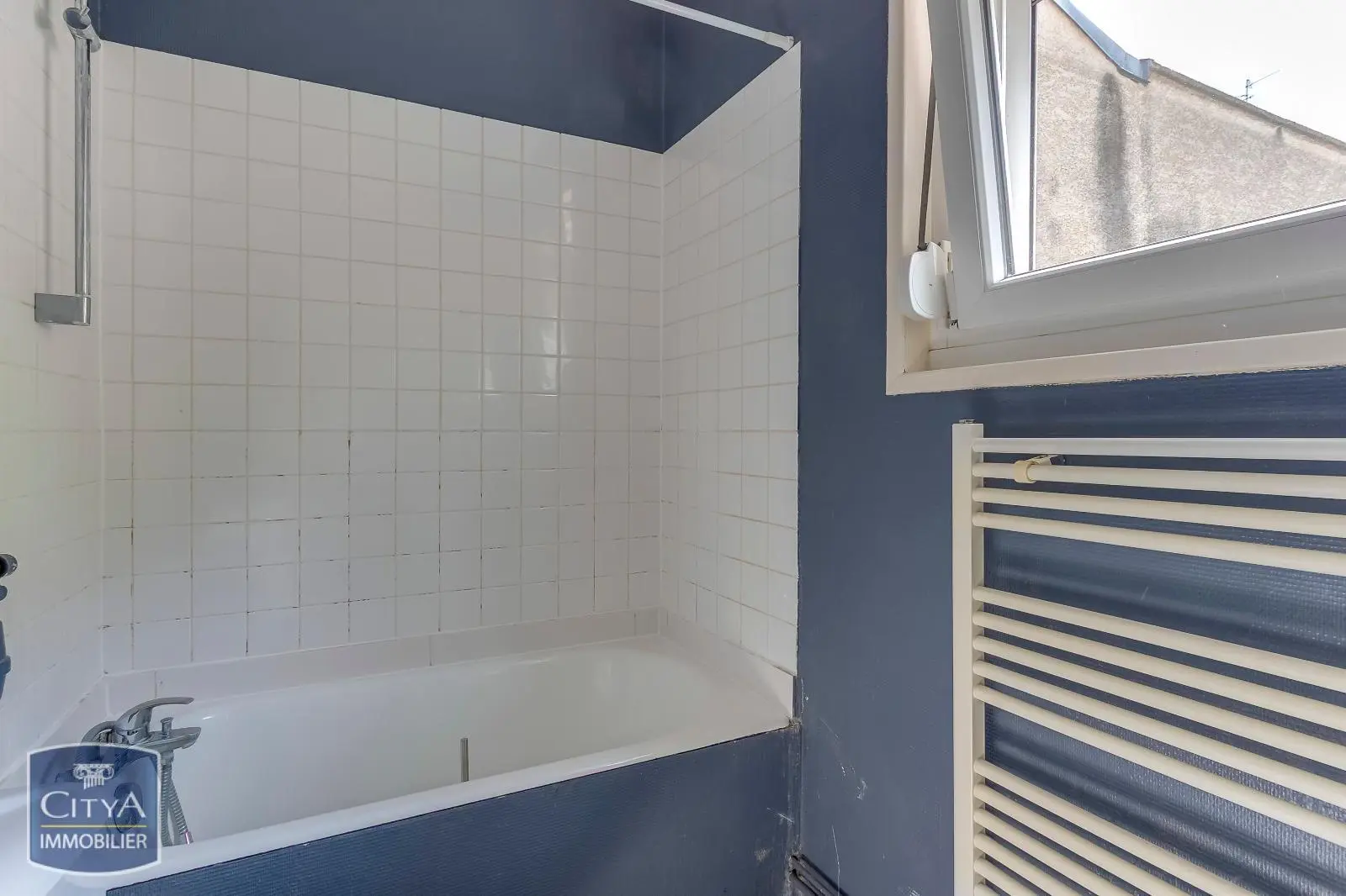 Photo 3 Immeuble 77m²