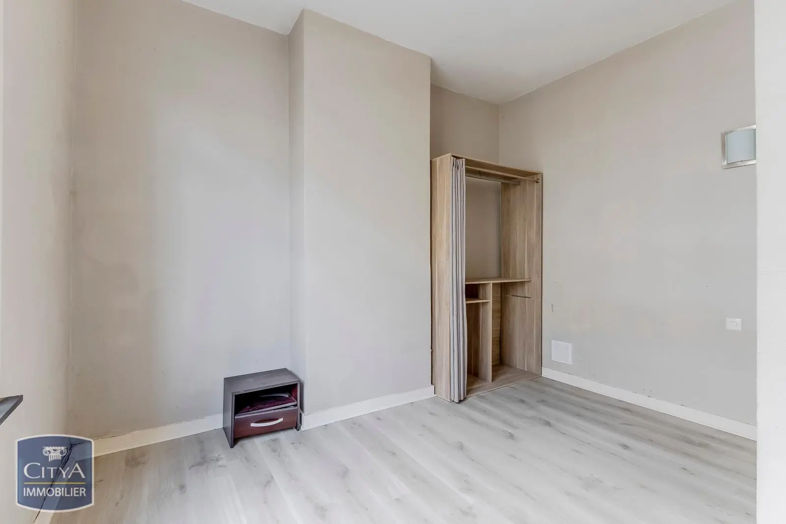Photo 6 Immeuble 77m²