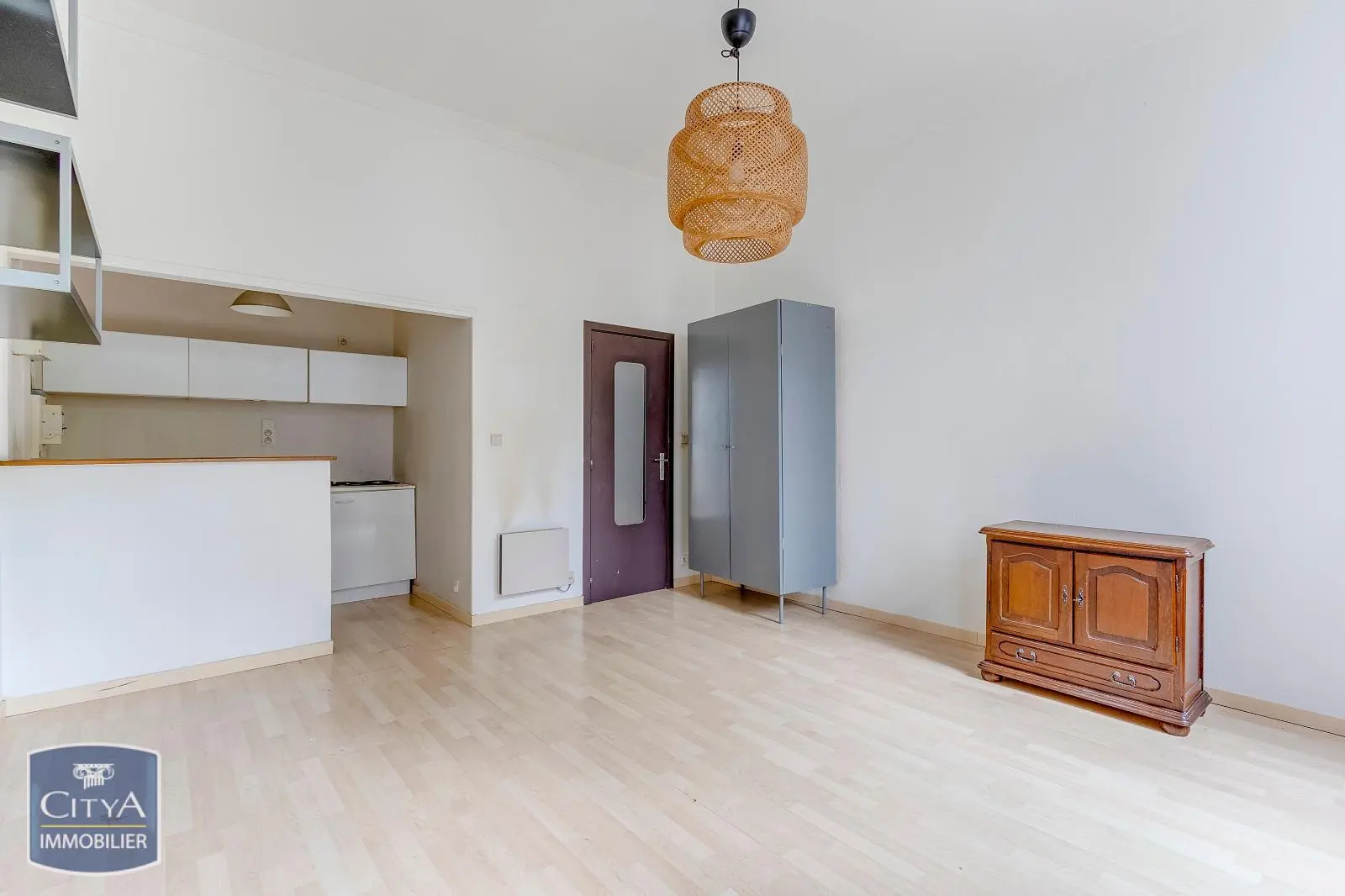 Photo 2 Appartement 1 pièce 25.63m²