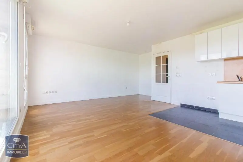 Photo 2 Appartement 1 pièce 36m²