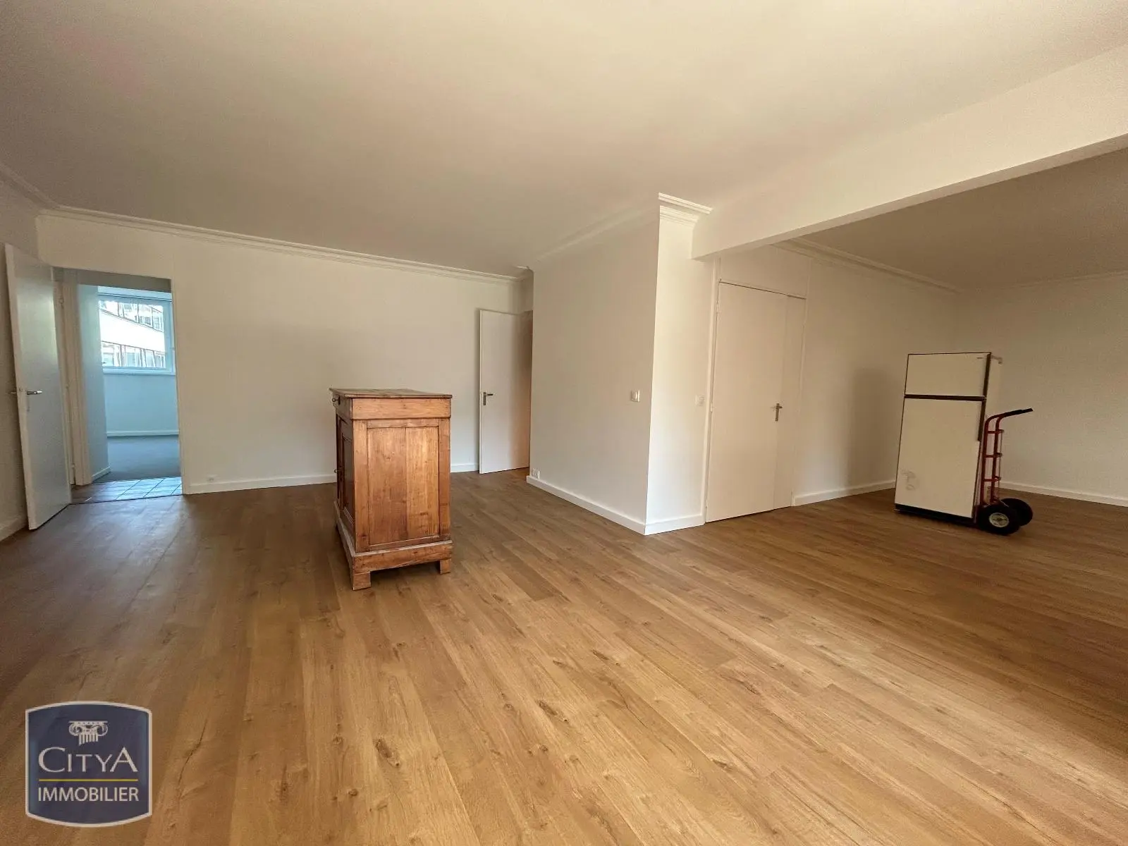 Photo 2 Appartement 5 pièces 152.56m²