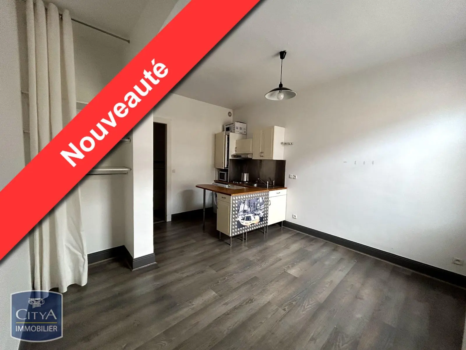 Photo 1 Appartement 1 pièce 23.53m²