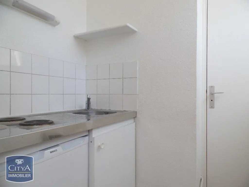 Photo 2 Appartement 1 pièce 23.72m²