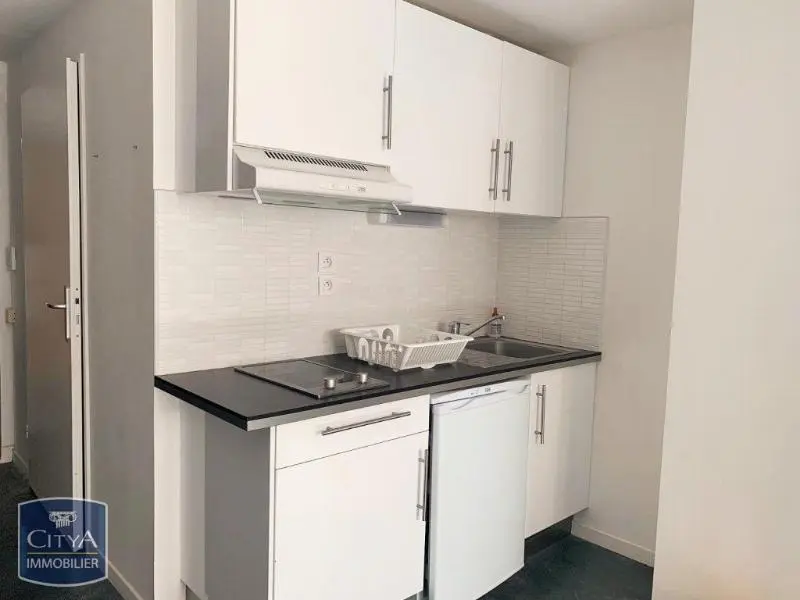 Photo 2 Appartement 1 pièce 25.2m²