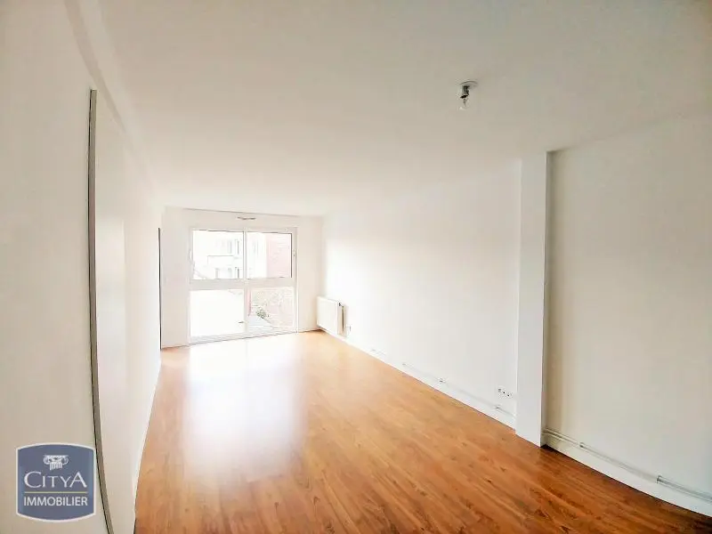 Photo 1 Appartement 1 pièce 36.4m²