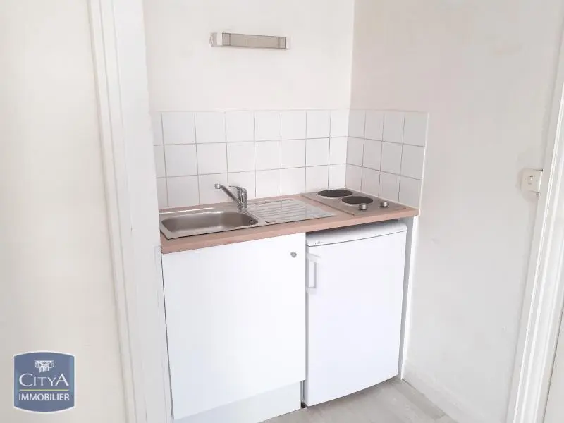 Photo 3 Appartement 1 pièce 14.4m²