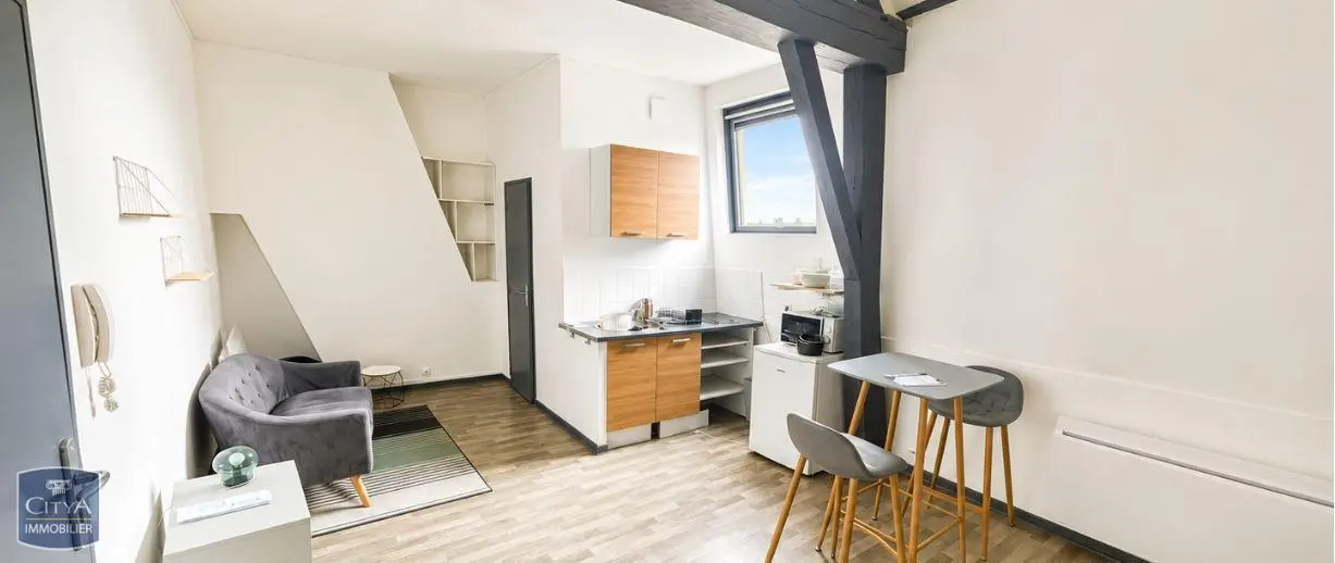 Photo 2 Appartement 1 pièce 28.56m²