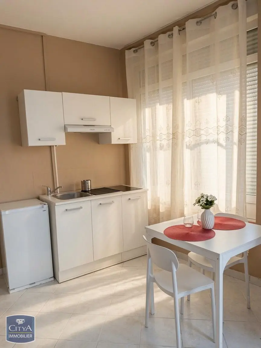 Photo 1 Appartement 1 pièce 20.58m²