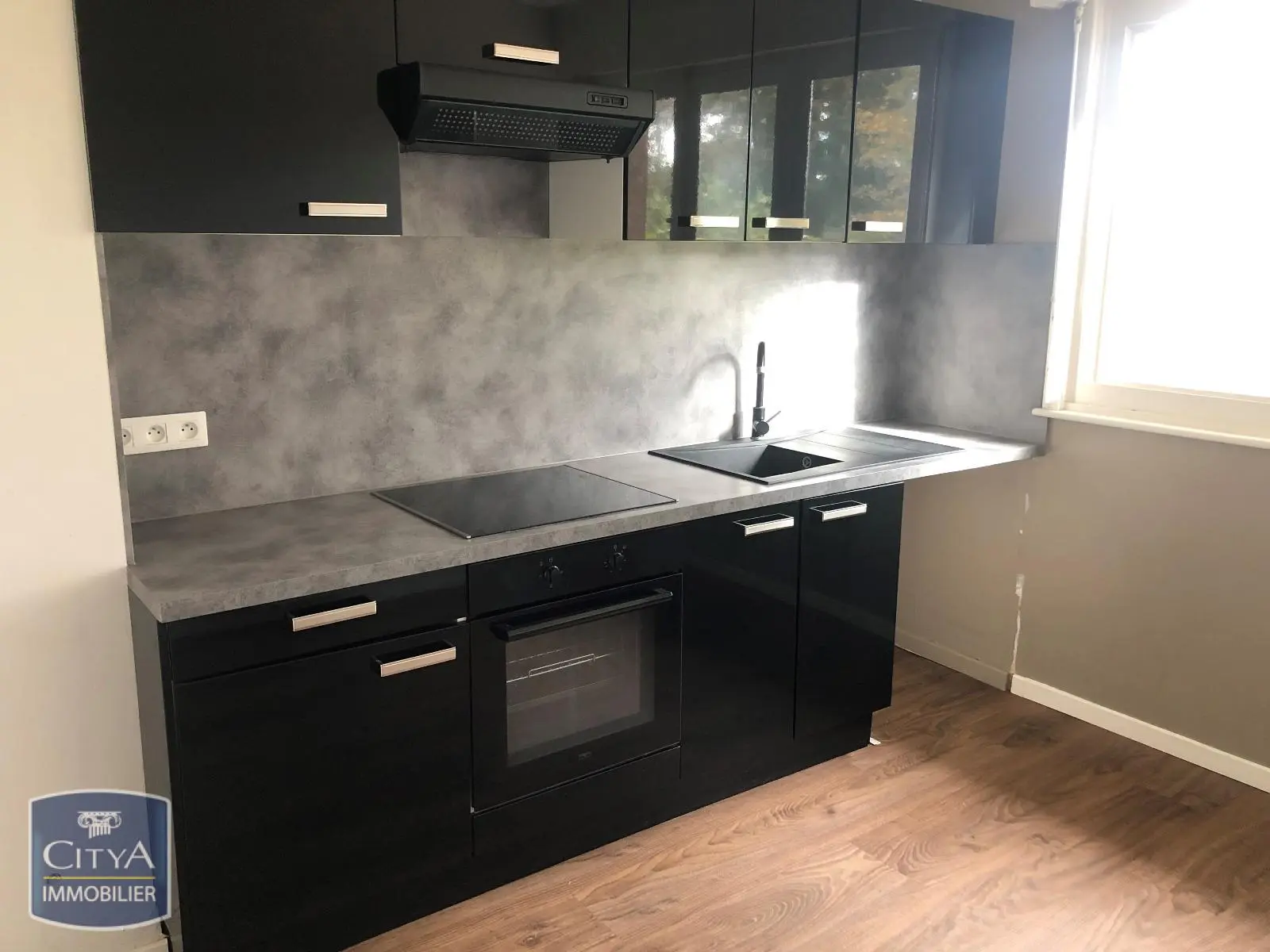 Photo 1 Maison 5 pièces 84.91m²