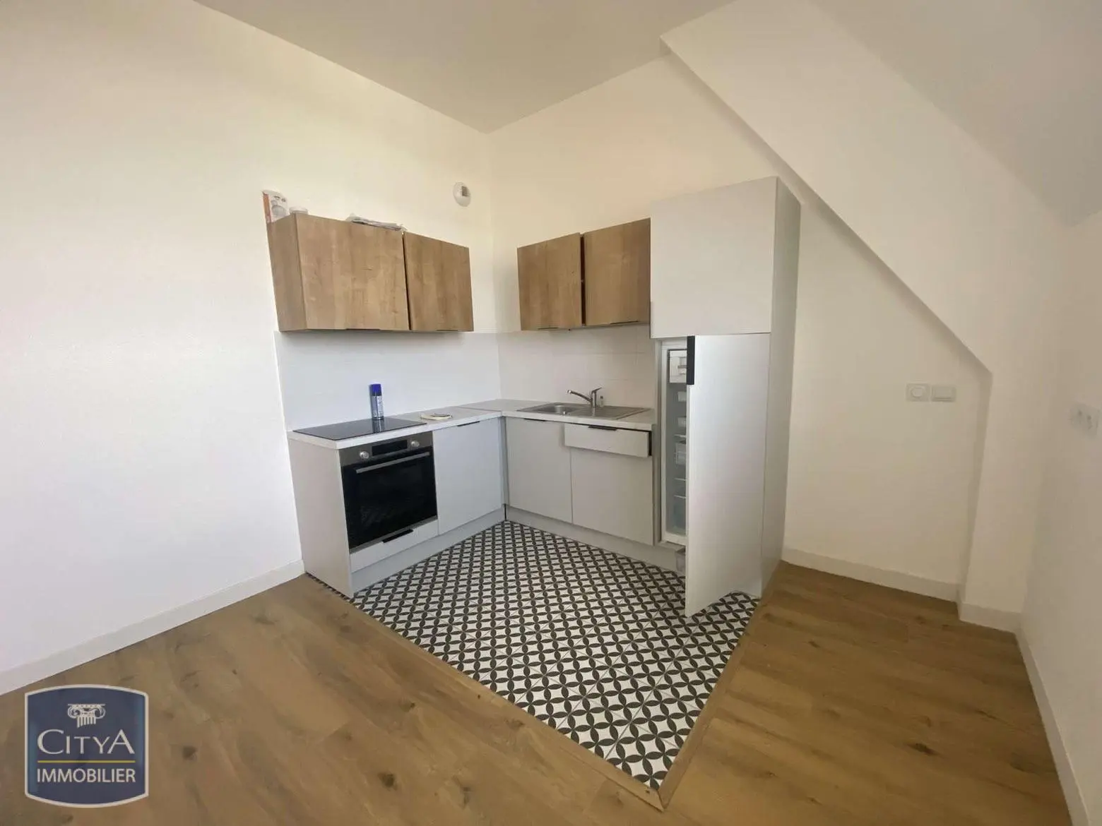 Photo 3 Appartement 1 pièce 43.76m²
