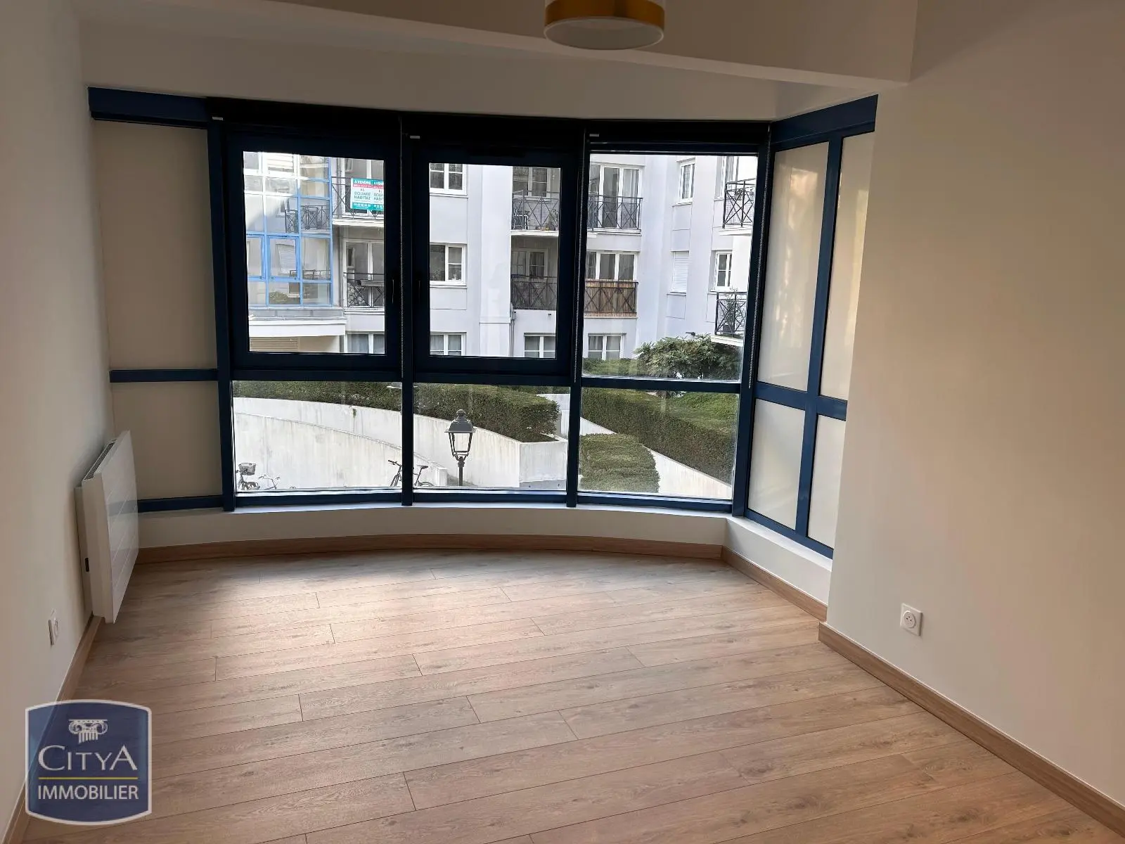 Photo 5 Appartement 4 pièces 91.44m²