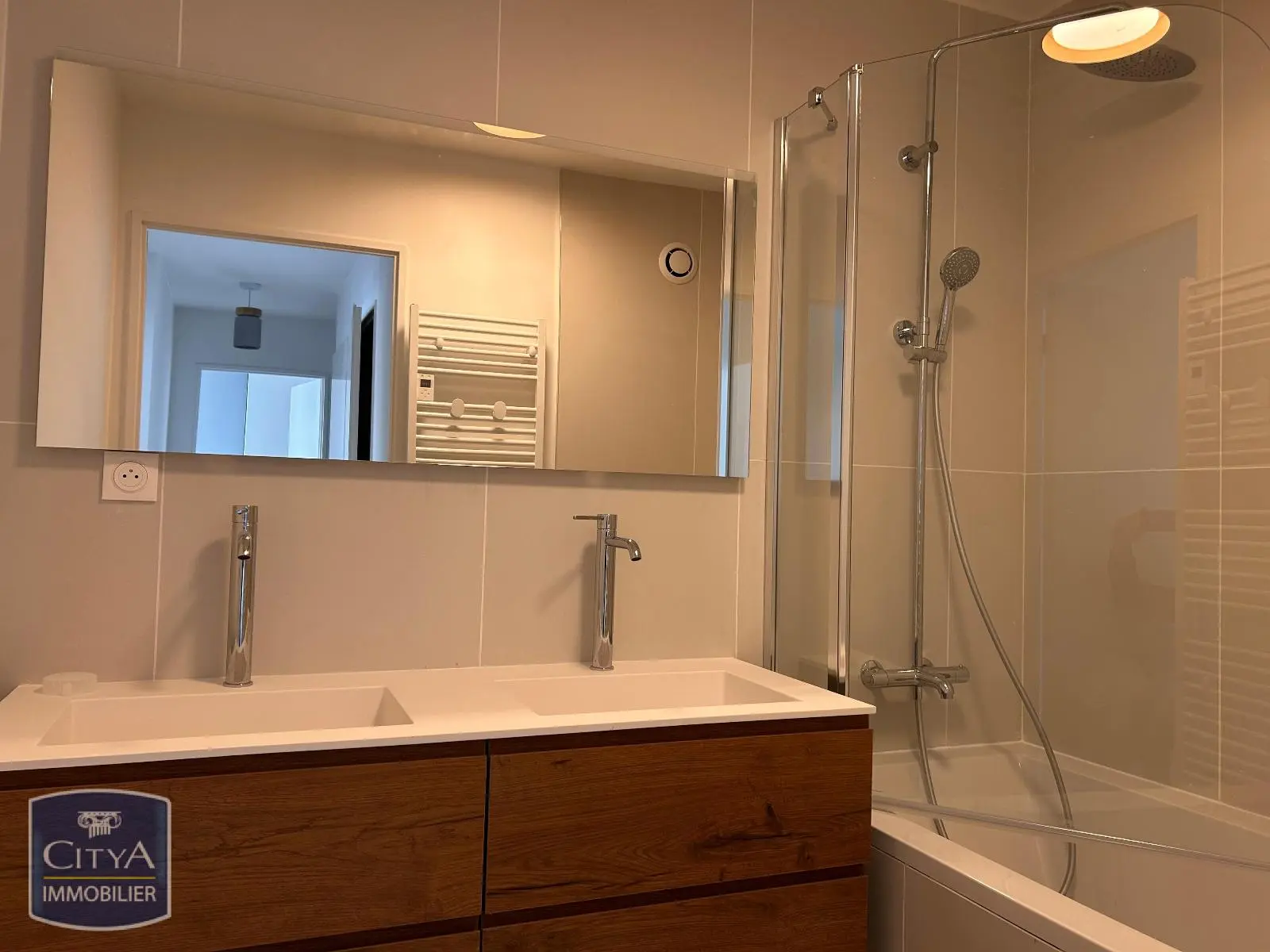 Photo 6 Appartement 4 pièces 91.44m²