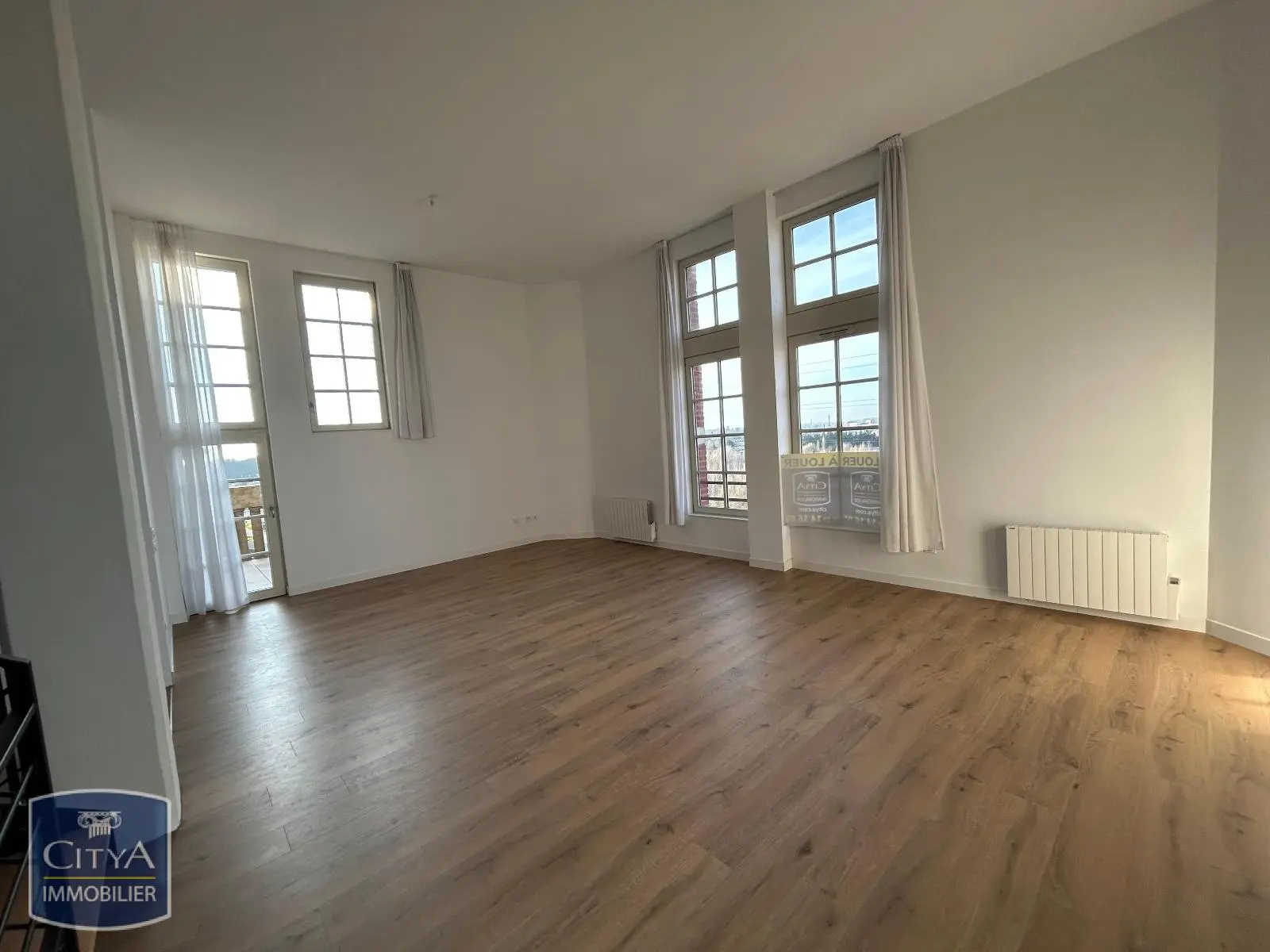 Photo 2 Appartement 5 pièces 167.18m²