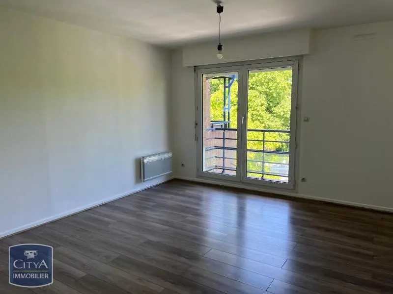 Photo 1 Appartement 1 pièce 27.9m²