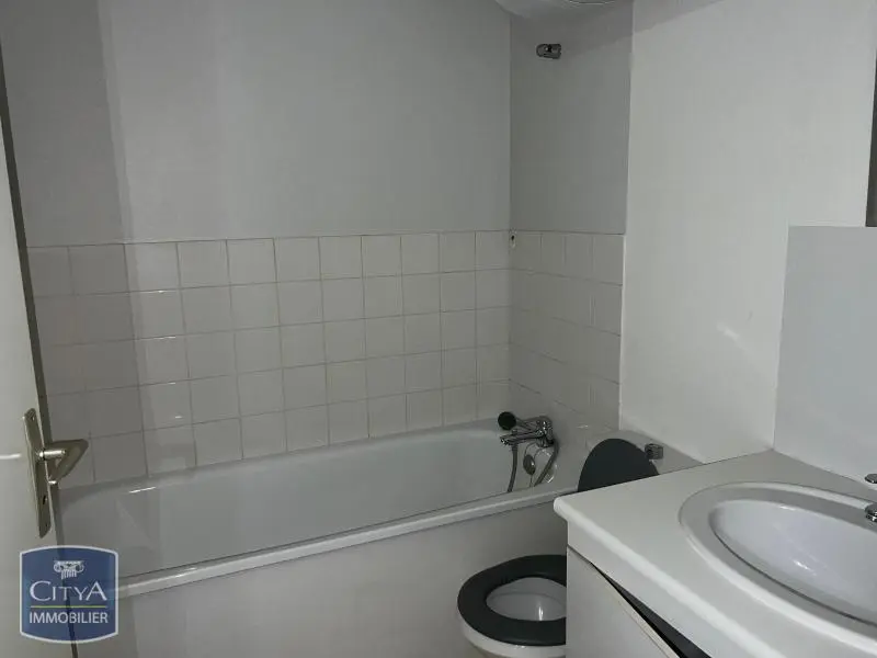 Photo 4 Appartement 1 pièce 27.9m²