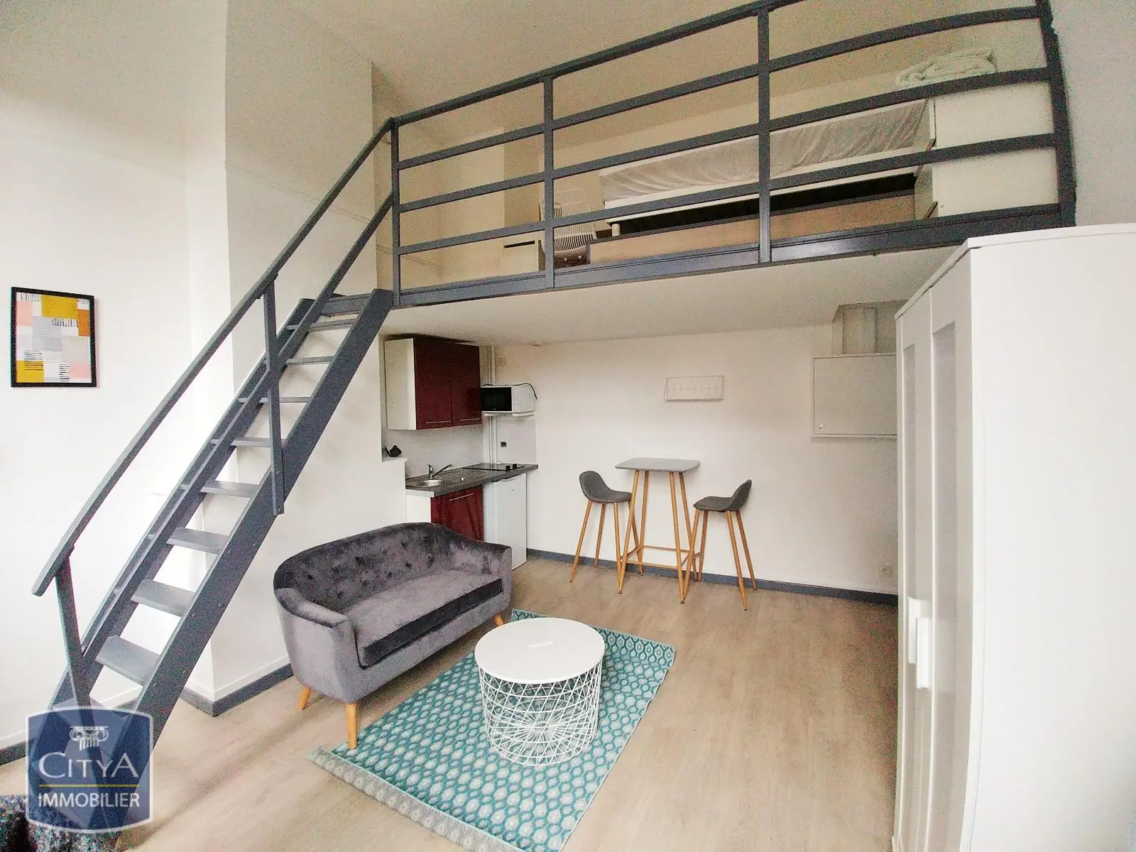 Photo 1 Appartement 1 pièce 20.37m²