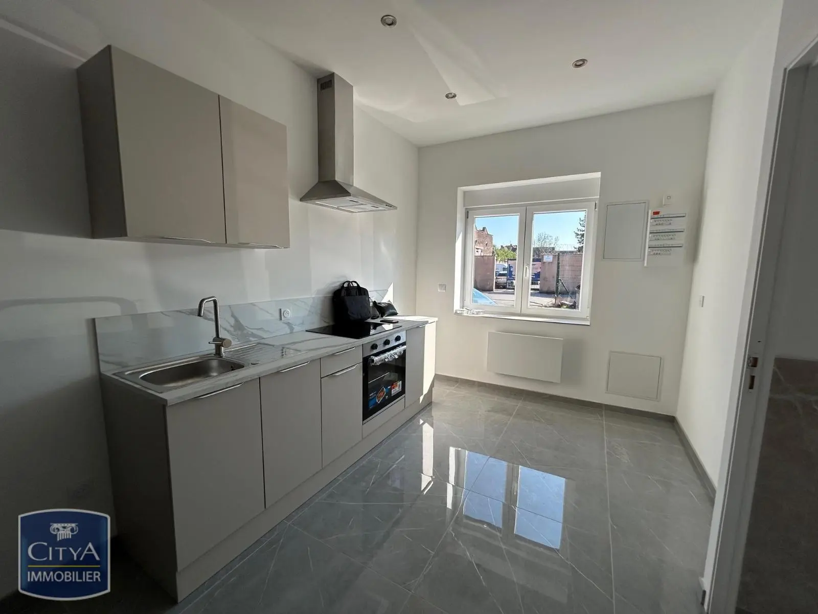 Photo 1 Maison 4 pièces 92m²