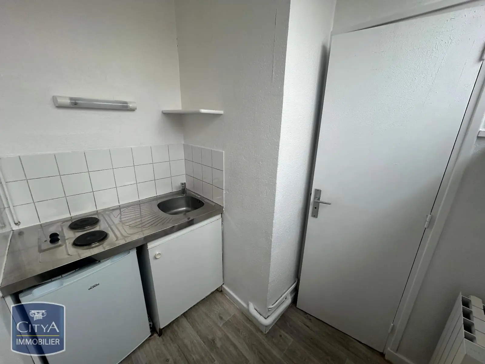 Photo 3 Appartement 1 pièce 23.72m²