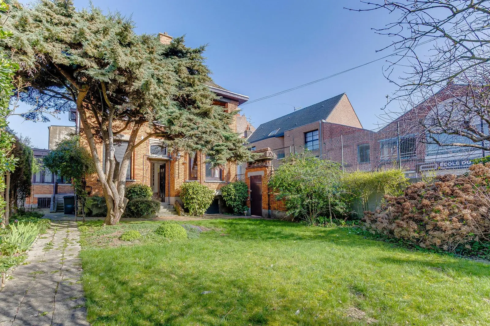 Photo 5 Maison 7 pièces 210m²