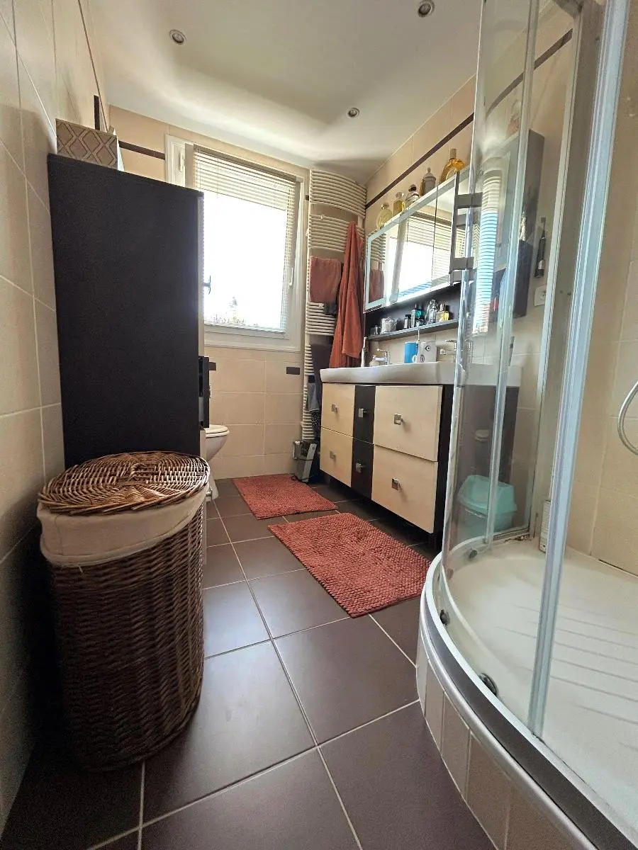 Photo 6 Maison 4 pièces 200m²