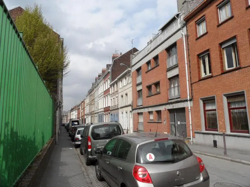 Photo 1 Parking