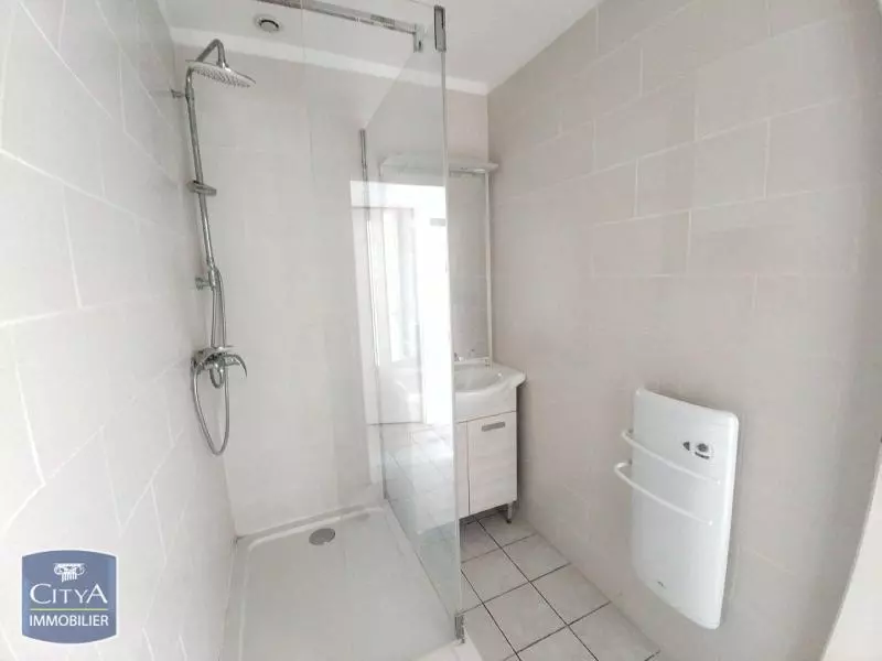 Illustration pour Appartement 1 pièce 30.66m² Photo Appartement 1 pièce 30.66m²