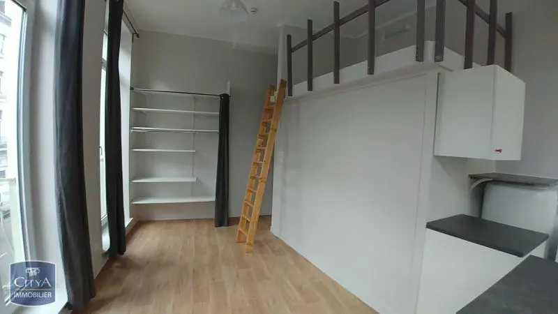Photo 1 Appartement 1 pièce 22.68m²