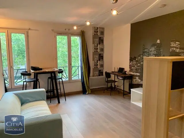 Photo 2 Appartement 1 pièce 30.23m²