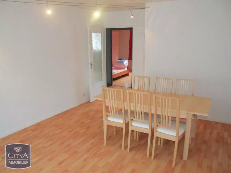Illustration pour Appartement 3 pièces 65.93m² Photo Appartement 3 pièces 65.93m²