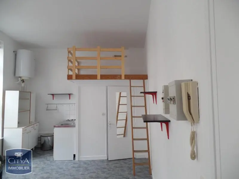 Photo 1 Appartement 1 pièce 20.92m²