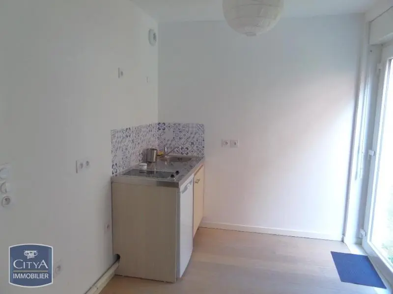 Photo 2 Appartement 1 pièce 28.66m²