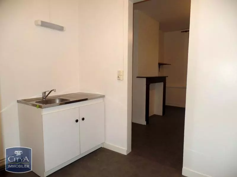 Photo 2 Appartement 1 pièce 25.07m²
