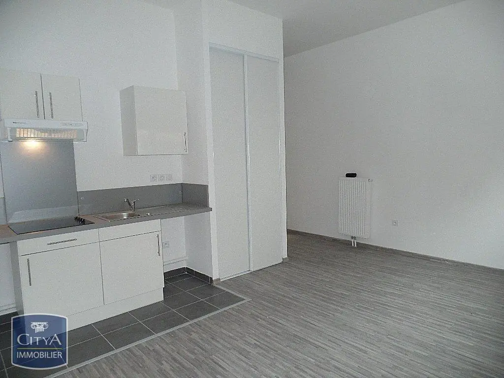 Photo 3 Appartement 1 pièce 27.6m²
