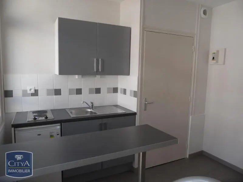 Photo 1 Appartement 1 pièce 22.31m²