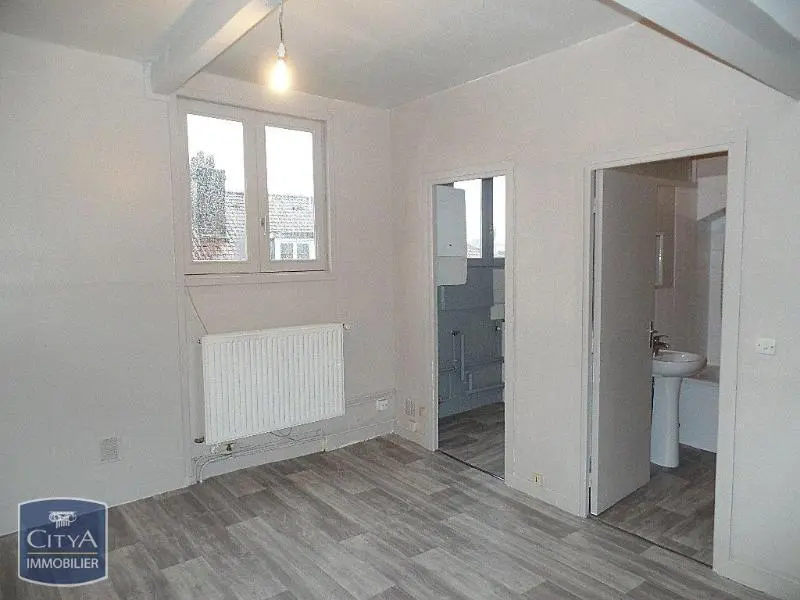 Photo 1 Appartement 1 pièce 19.64m²