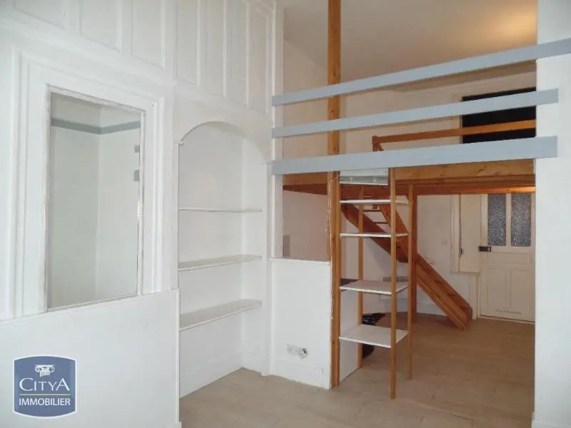 Photo 1 Appartement 1 pièce 26.28m²