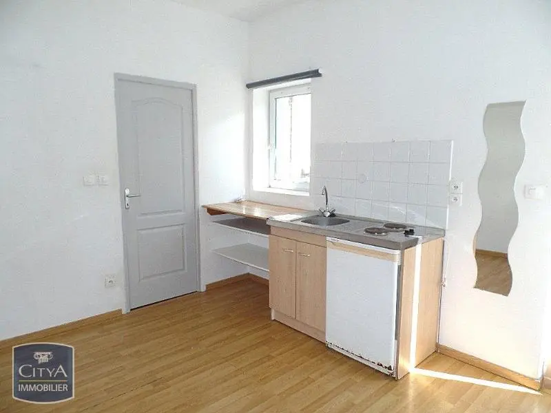 Photo 1 Appartement 1 pièce 15.44m²