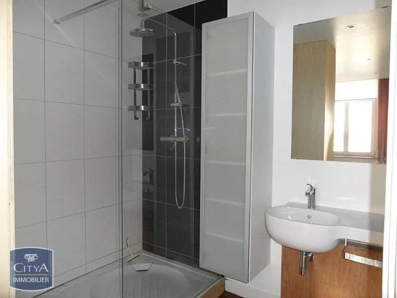 Photo 3 Appartement 2 pièces 57.49m²