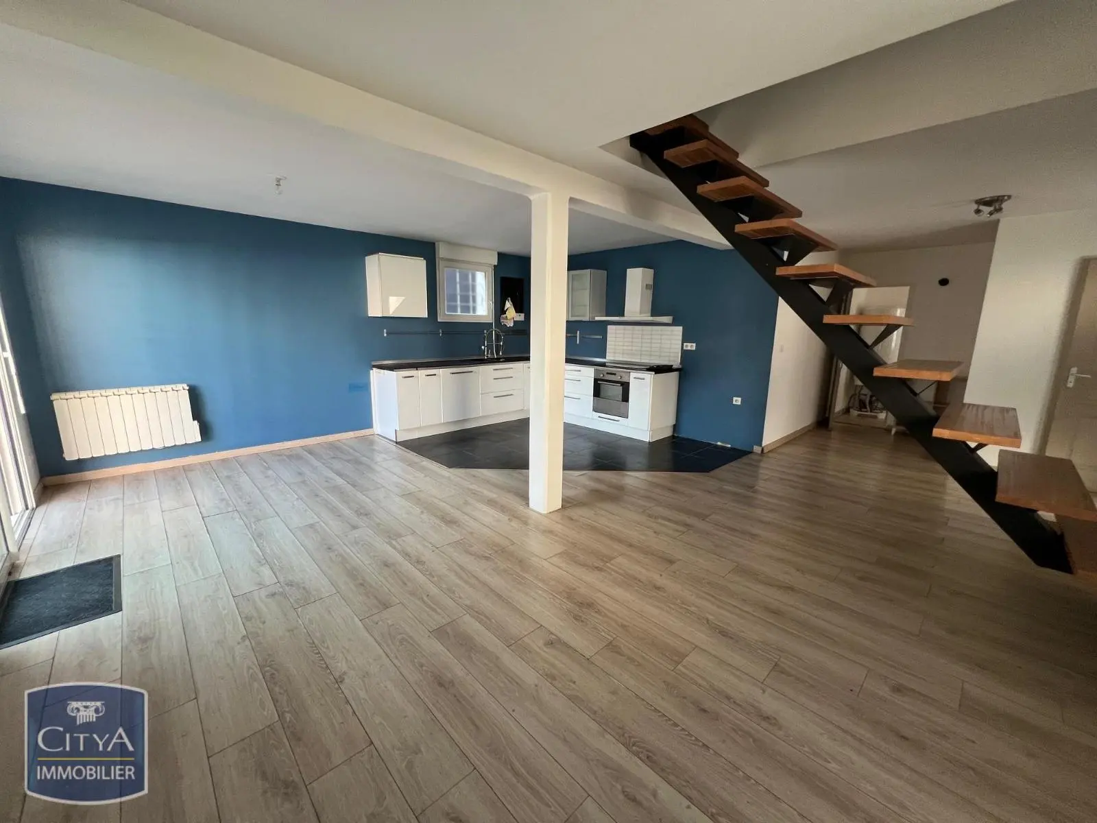 Photo 1 Maison 3 pièces 82m²