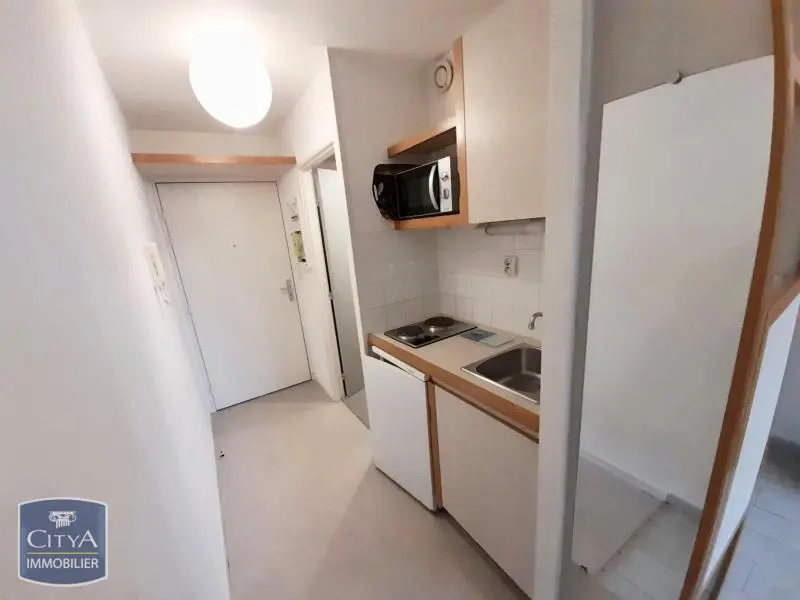 Photo 2 Appartement 1 pièce 19.12m²