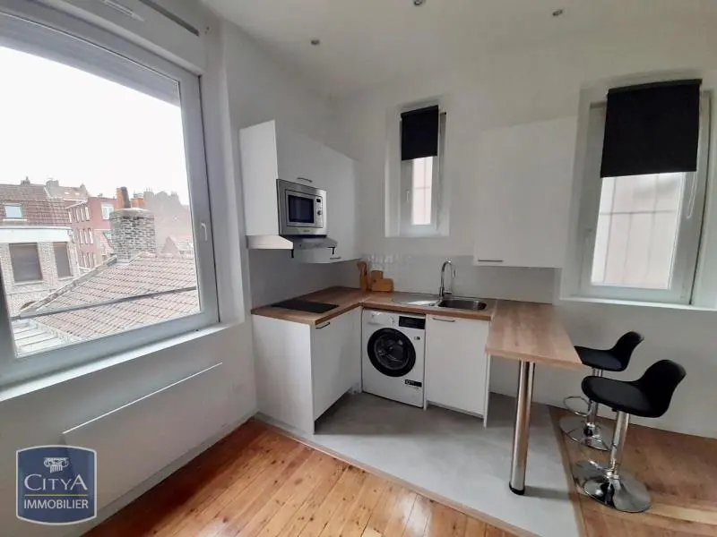 Photo 2 Appartement 1 pièce 23.7m²