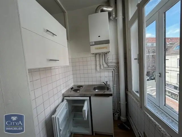 Photo 2 Appartement 1 pièce 19.78m²