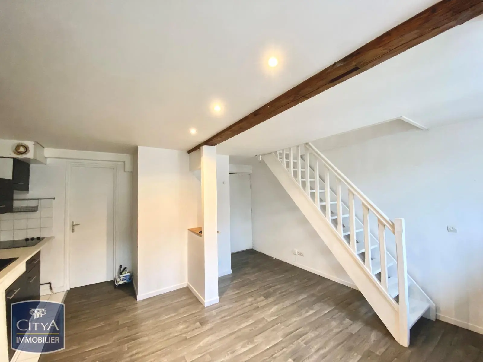 Photo 1 Appartement 1 pièce 31.25m²