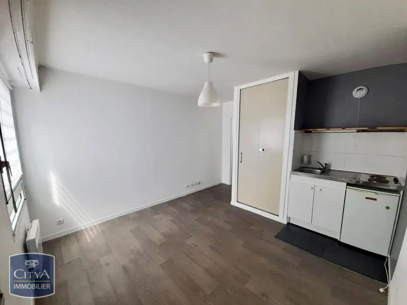 Photo 1 Appartement 1 pièce 19.1m²
