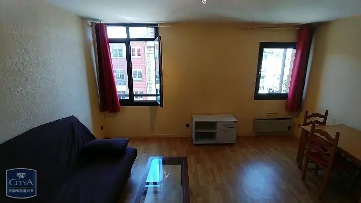 Photo 2 Appartement 1 pièce 27.6m²